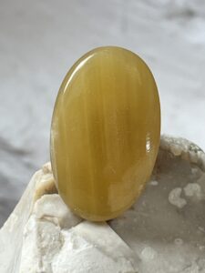 Bague en Agate dentelle jaune