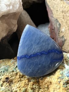 Bague en Aventurine bleue en poire