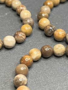 Bracelets en Bois fossilisé. Bracelets en Bois fossilisé.