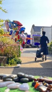 Marché couleurs Privilégier et cultiver les liens autochtones sur les marchés locaux.