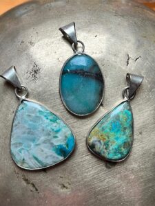 Pendentifs Quantum quattro. Pendentifs Quantum quattro.