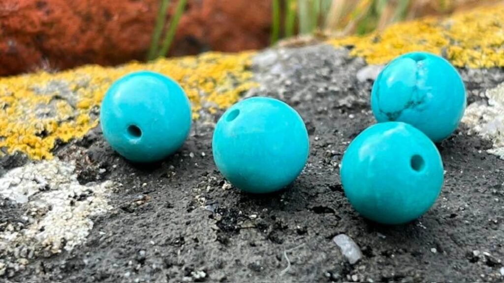 Turquoises Arizona, Perles